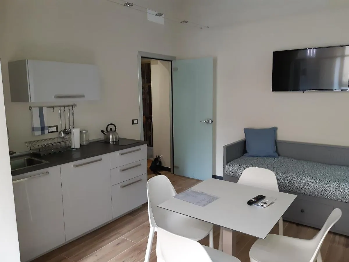 Il Giardino Di Elettra - Freeparking Aparthotel Γένοβα 2*,  Ιταλία